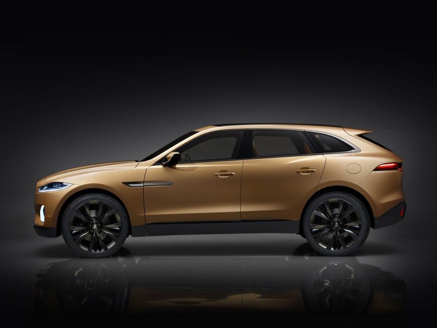  Jaguar C-X17 Concept in Liquid Gold 2013 года  (фото 8 из 36)